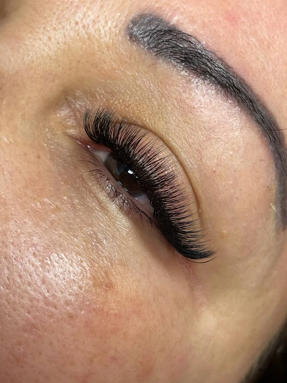 Cat eye volume lash set with length pushed to the outer corner, Gravesend Brooklyn
