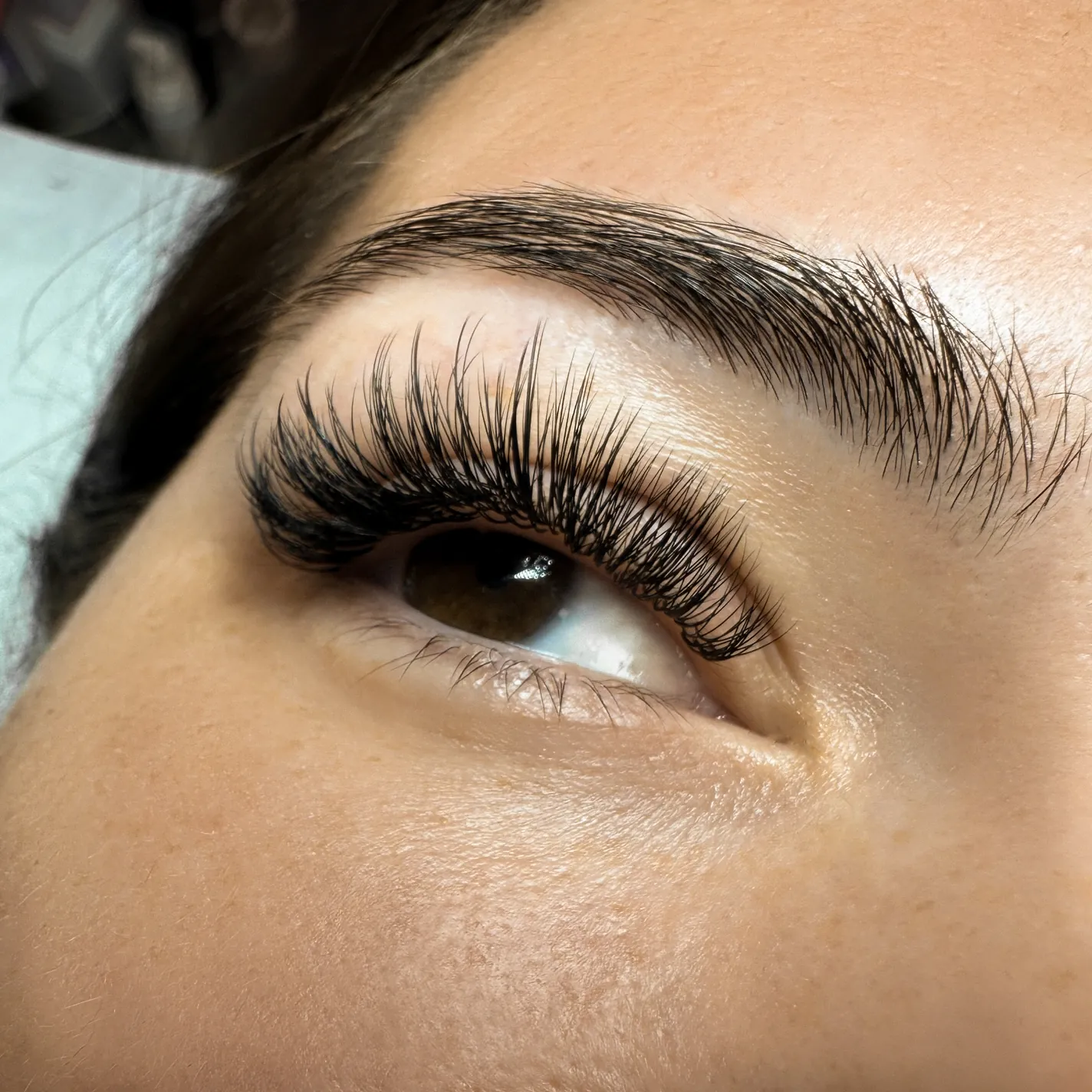 Wispy cat eye lash set with spiked texture, Gravesend Brooklyn